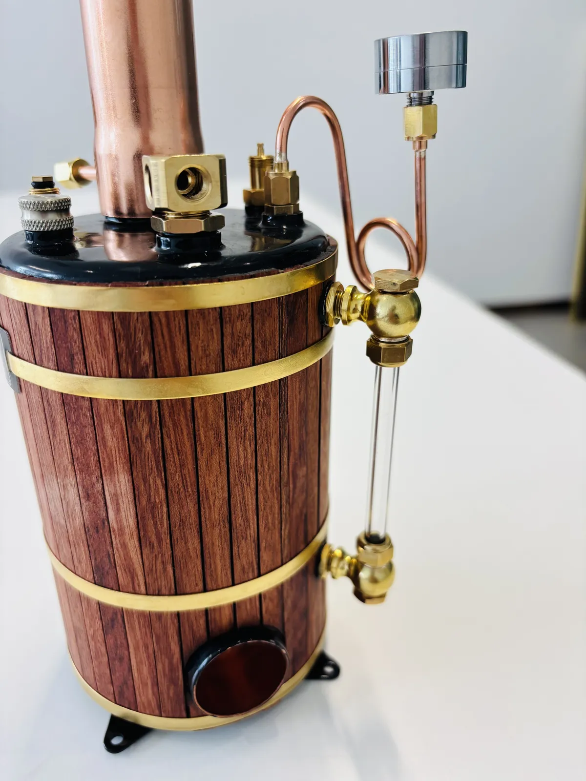 B2 model steam engine — view 4
