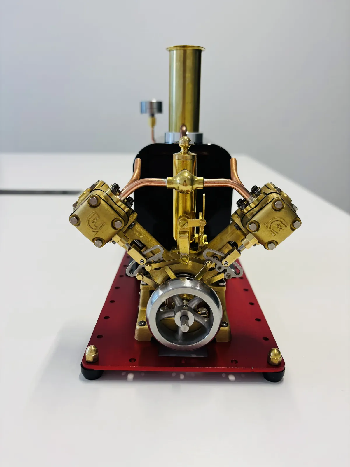 BC2 model steam engine — view 8
