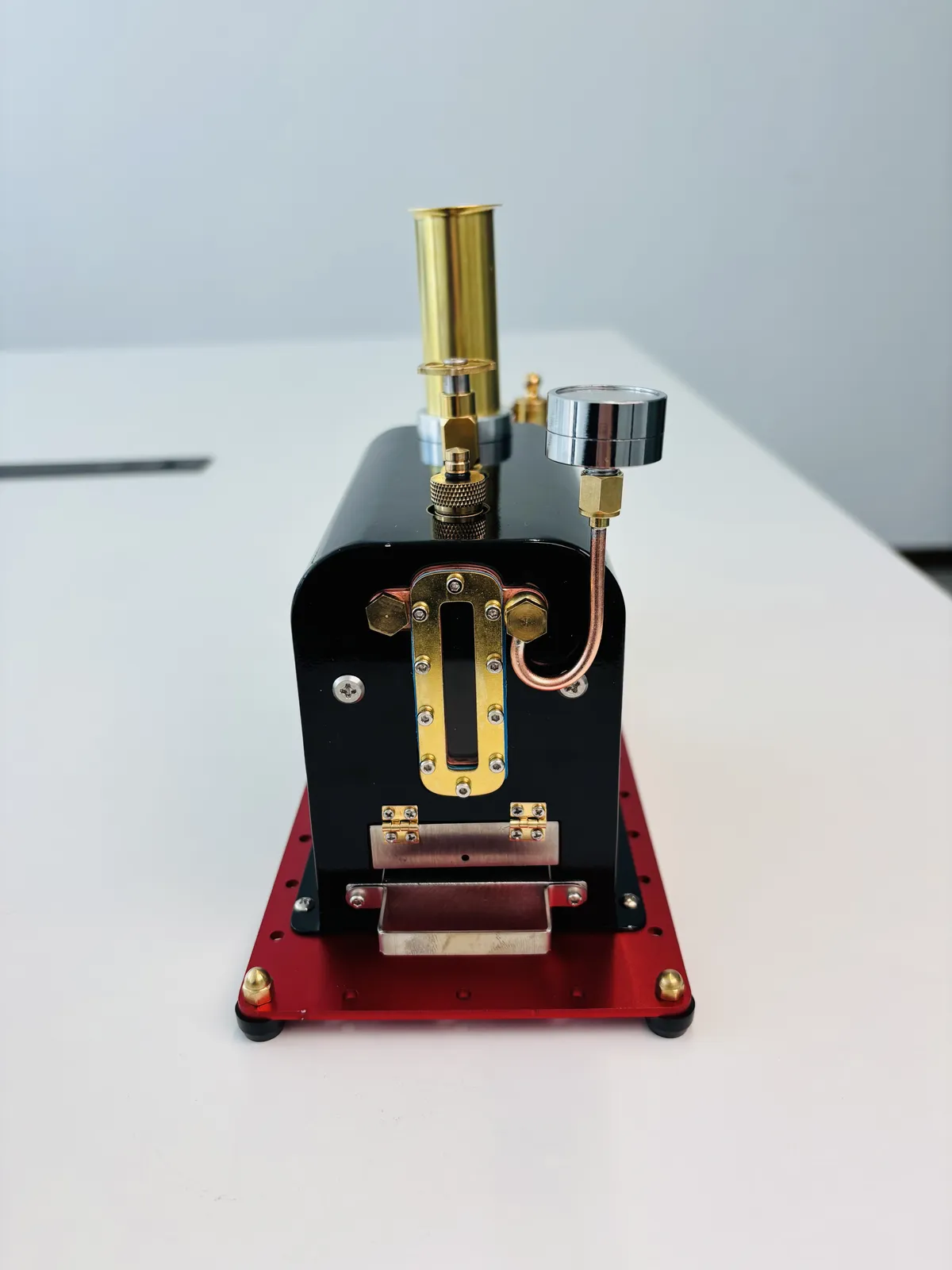 BL1K model steam engine — view 12