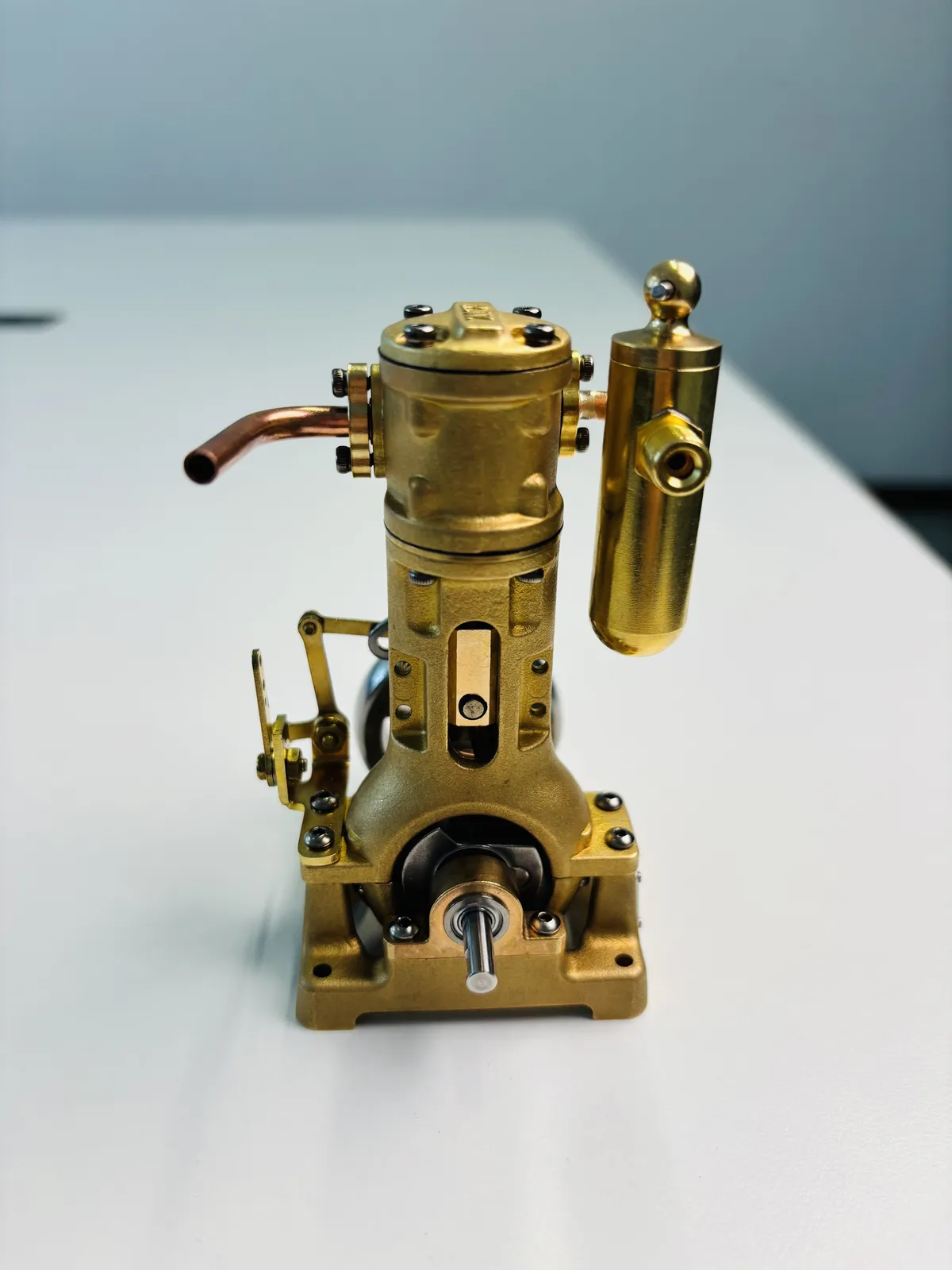 BL1K model steam engine — view 23